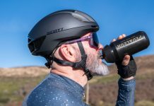 Hydratation en cyclisme : l’erreur invisible qui bloque vos jambes après 2 heures de vélo