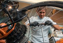 Crise du Neuf, Boom de la Réparation : La Nouvelle Révolution du Marché du Vélo en France